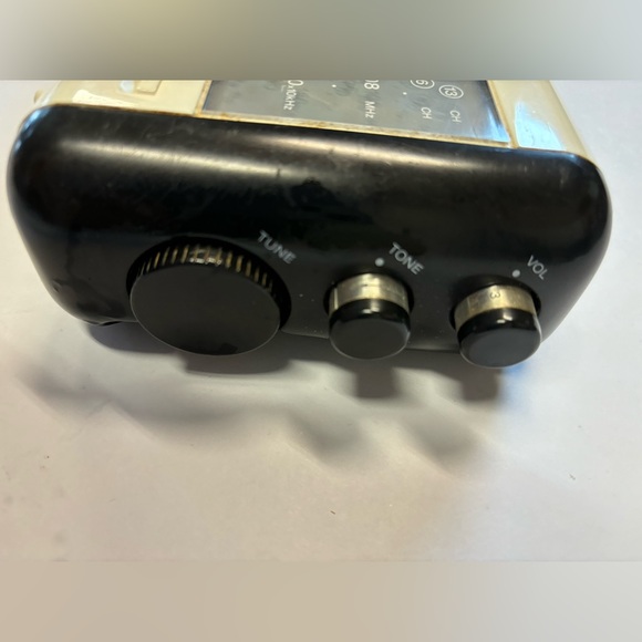 Radio Sony Vintage portable modèle ICF-850W Fonctionnelle électrique ou batterie - Picture 5 of 9